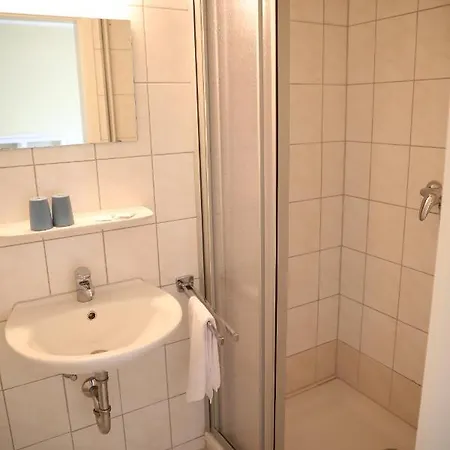 Elfmeter בית הארחה